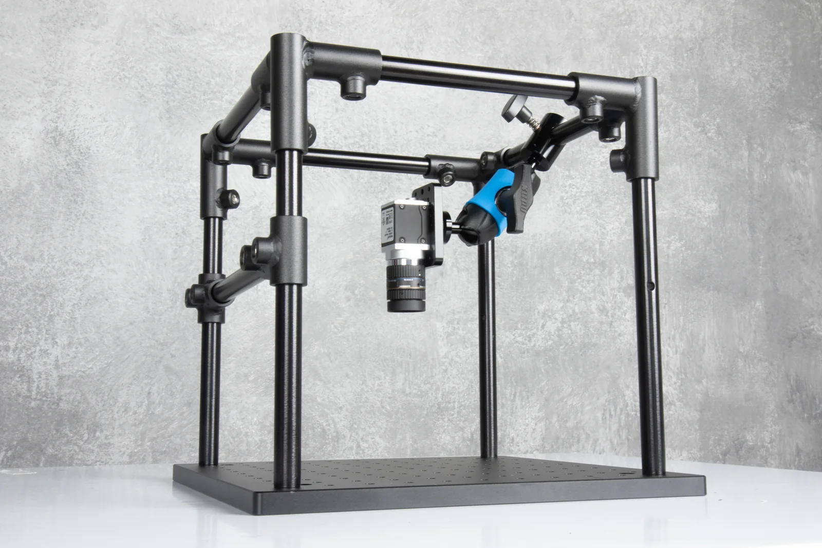VisionGrid 16 compact frame configured with a machine-vision camera